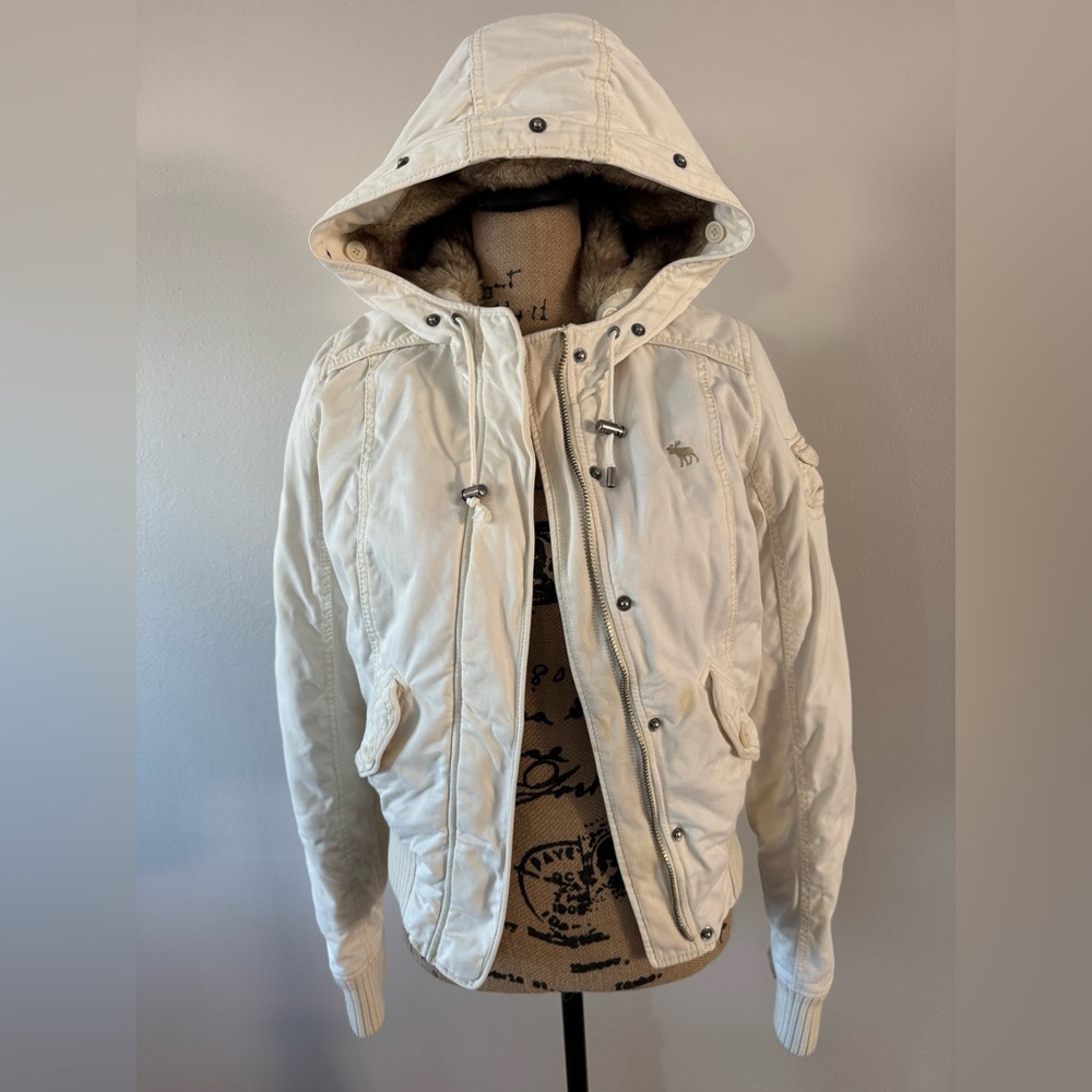 Abercrombie vintage y2k fur bomber jacket